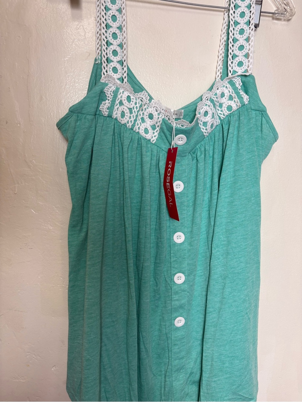 Rosegal Mint Green Lace-Trim Button Front Camisole